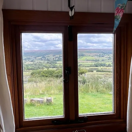Shepherd's Hut Bilsdale *