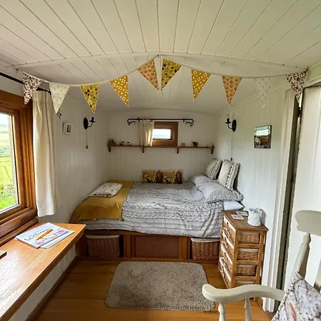 Shepherd's Hut Bilsdale * Chop Gate