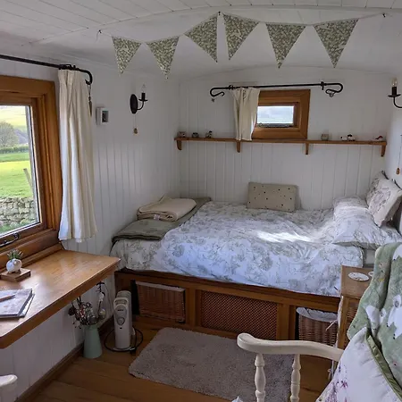 Shepherd's Hut Bilsdale