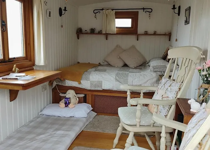 Shepherd's Hut Bilsdale Campsite Chop Gate
