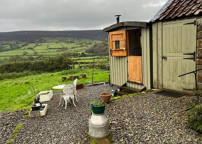 Shepherd's Hut Bilsdale Chop Gate